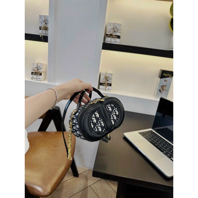 Túi cốpD xách tay đeo chéo size 20