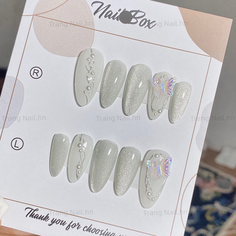 Nailbox thiết kế mắt mèo tráng gương T882