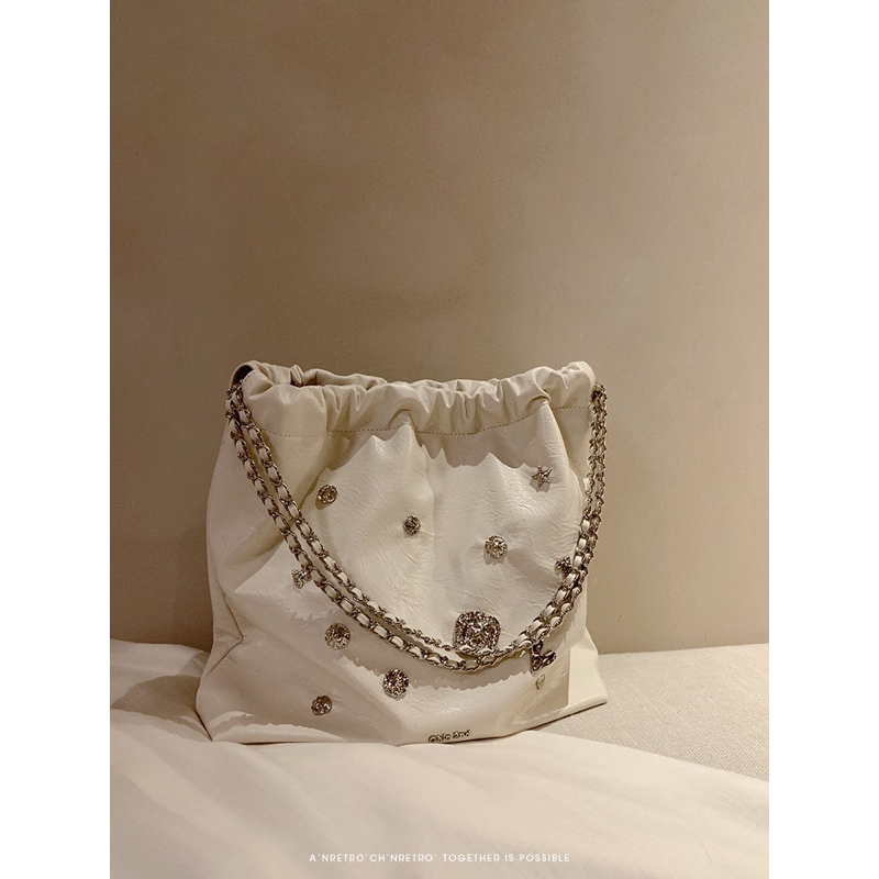 TÚI TOTE CHIO’2ND CD31036 CHÍNH HÃNG ĐÍNH CHARM NỔI CÁ TÍNH