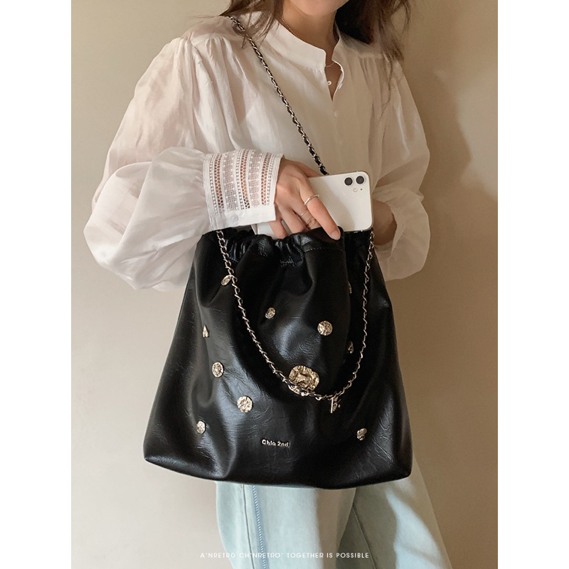 TÚI TOTE CHIO’2ND CD31036 CHÍNH HÃNG ĐÍNH CHARM NỔI CÁ TÍNH