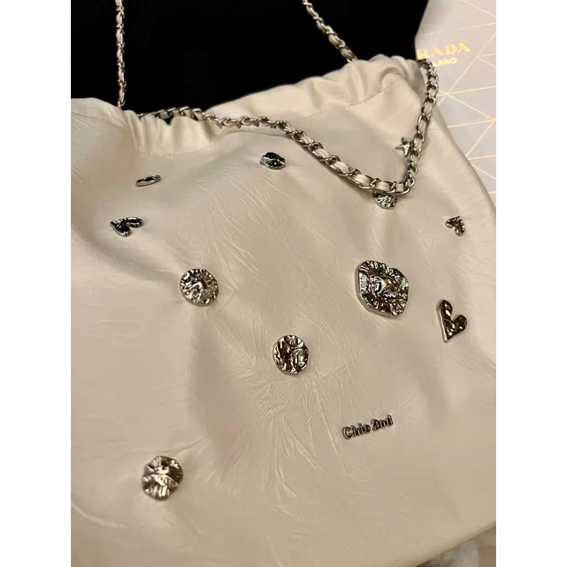TÚI TOTE CHIO’2ND CD31036 CHÍNH HÃNG ĐÍNH CHARM NỔI CÁ TÍNH