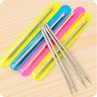 1 chiếc que nặn mụn 2 đầu cây lấy mụn
