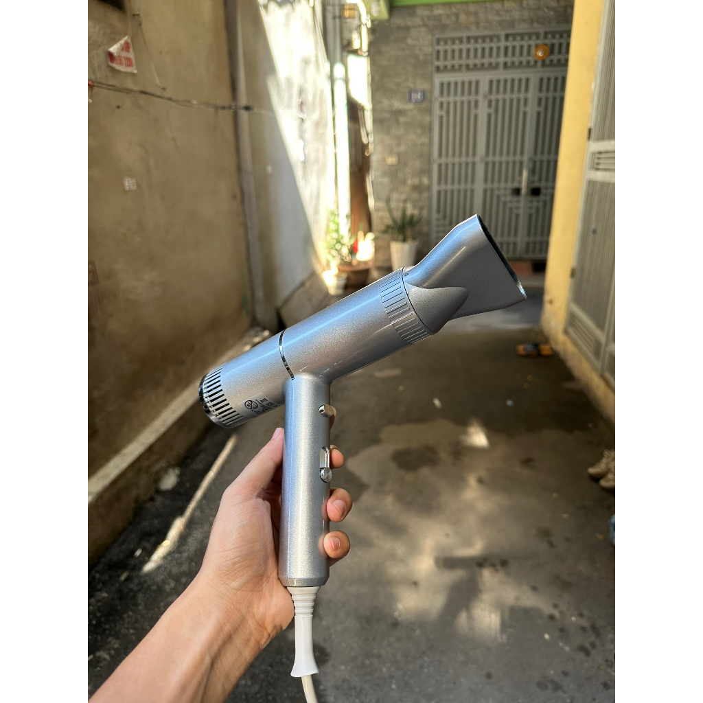 Máy sấy tốc cao cấp Syntex SH3200 Máy sấy tóc 2 chiều nóng lạnh tạo ion âm công suất 3200W bảo hành 12 tháng