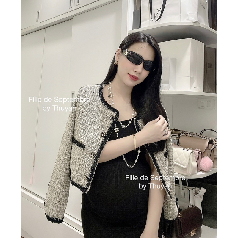 Áo khoác dạ tweed xám tiêu viền nhũ khuy đính nổi QCCC