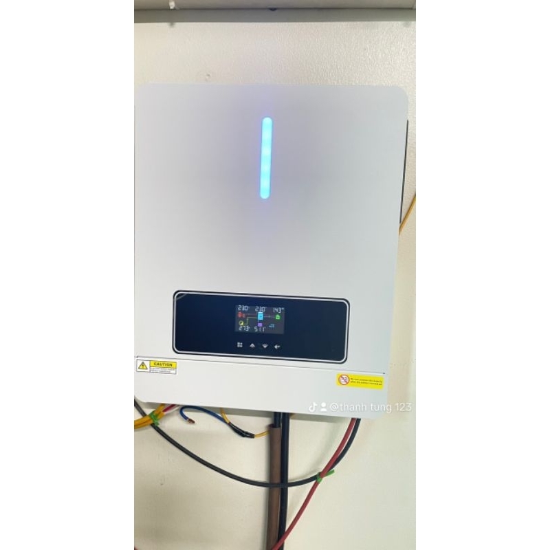 Biến tần năng lượng mặt trời 6.2kw