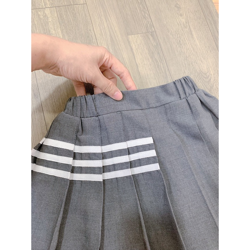Set Váy Bé Gái Thu Chân Váy Ghi 3 Sọc MLS