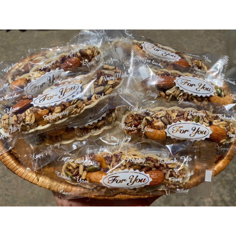 BÁNH THUYỀN MIX HẠT DINH DƯỠNG