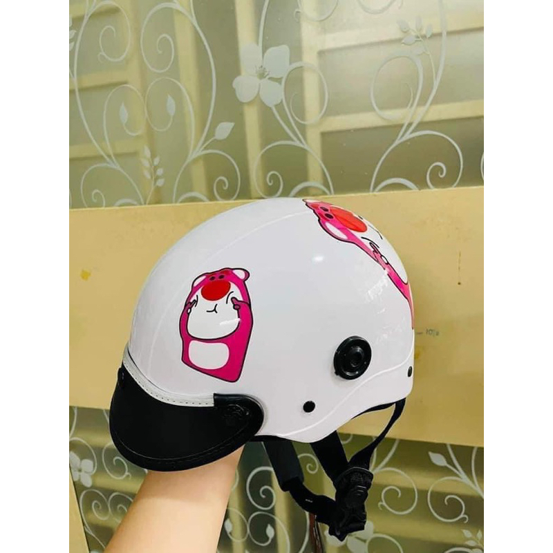 Nón bảo hiểm gấu dâu