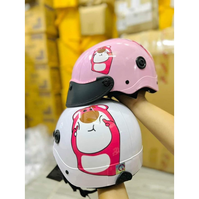 Nón bảo hiểm gấu dâu