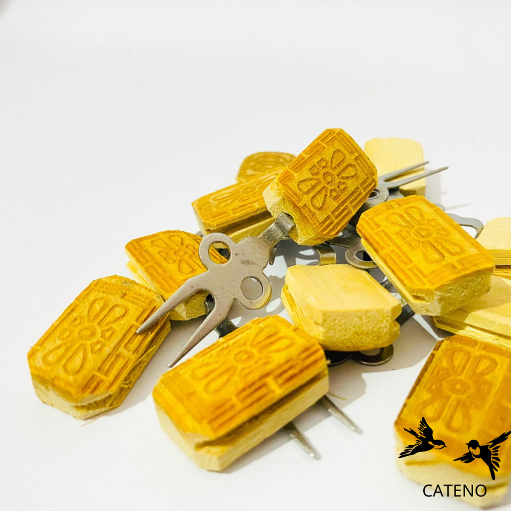 Xiên chuối hoa quả cho chim chất liệu đầu xiên inox trẻ giá rẻ