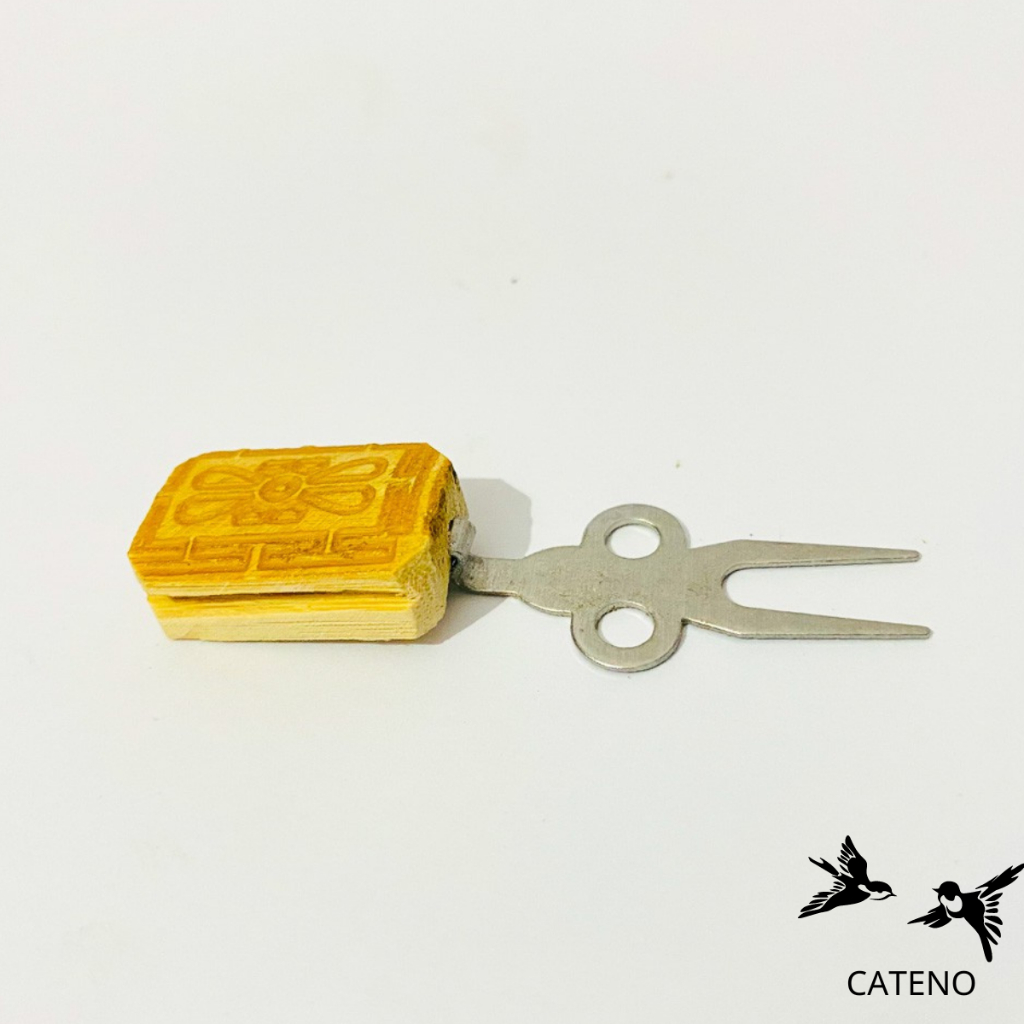 Xiên chuối hoa quả cho chim chất liệu đầu xiên inox trẻ giá rẻ