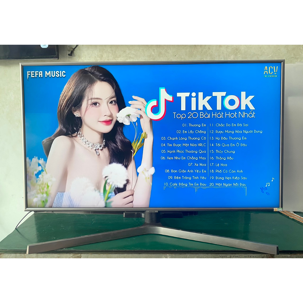 Tivi samsung 43 inch smart 4k có giọng nói mới 99% mạng nhanh