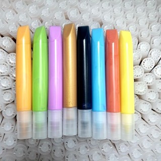 Màu vẽ kính, Tuýp bút nhũ vàng 3D và chai bút màu acrylic vẽ nổi