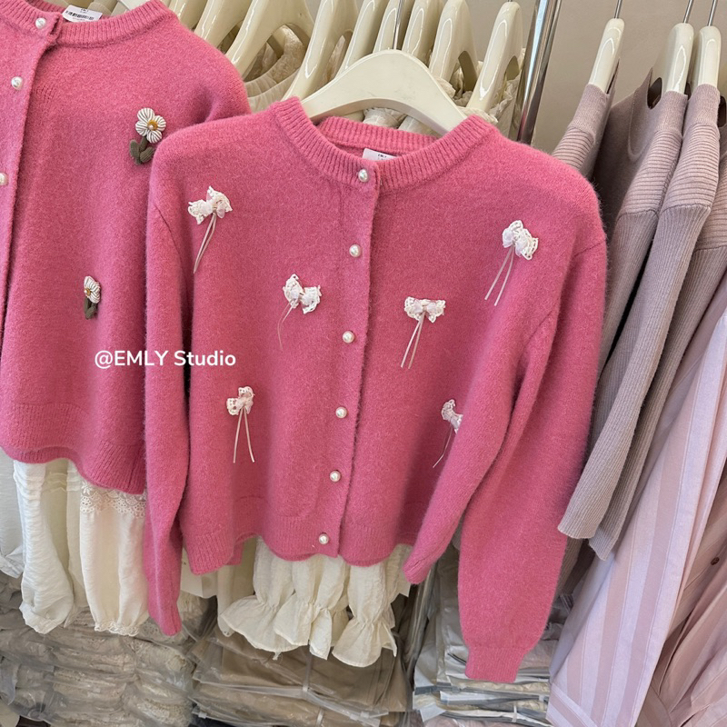 Áo len cadigan đính 3D QCL1