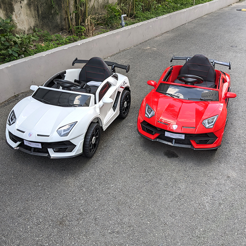 Xe hơi điện cho bé BABY PLAZA SVJ-888