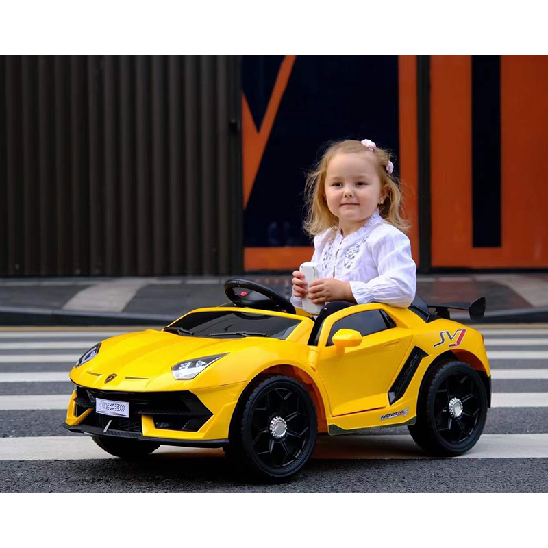 Xe hơi điện cho bé BABY PLAZA SVJ-888