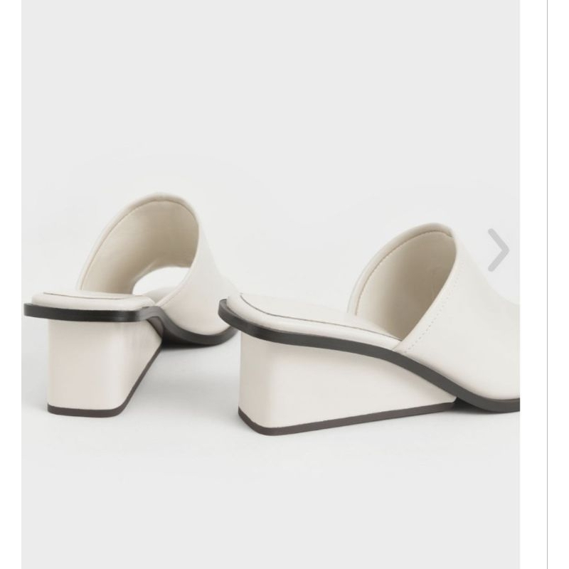 Giày mules đế xuồng hở mũi