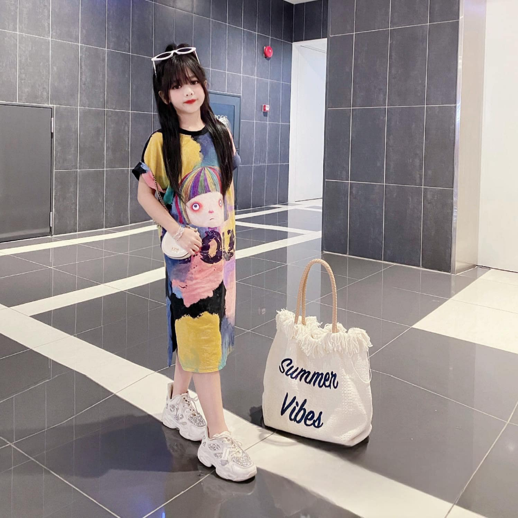 Váy loang xuông in hình cô gái cho bé từ 20-42kg