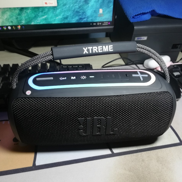 Loa Bluetooth Xtreme P11 Pro Mẫu Mới, Bass Mạnh, Âm Thanh Ngon, Bluetooth V5.2, Thiết Kế Xách Tay, Pin Trâu