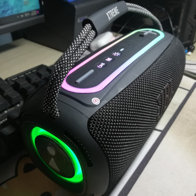 Loa Bluetooth Xtreme P11 Pro Mẫu Mới, Bass Mạnh, Âm Thanh Ngon, Bluetooth V5.2, Thiết Kế Xách Tay, Pin Trâu