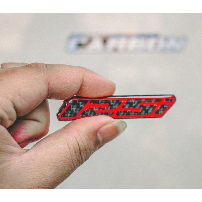 Tem Dán 125i Đúc Sợi CarbonFiber 100% Cao Cấp