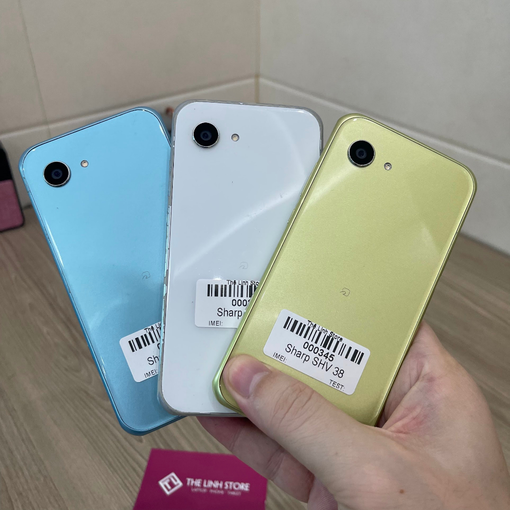 Điện thoại Sharp AQUOS SERIE Mini SHV38