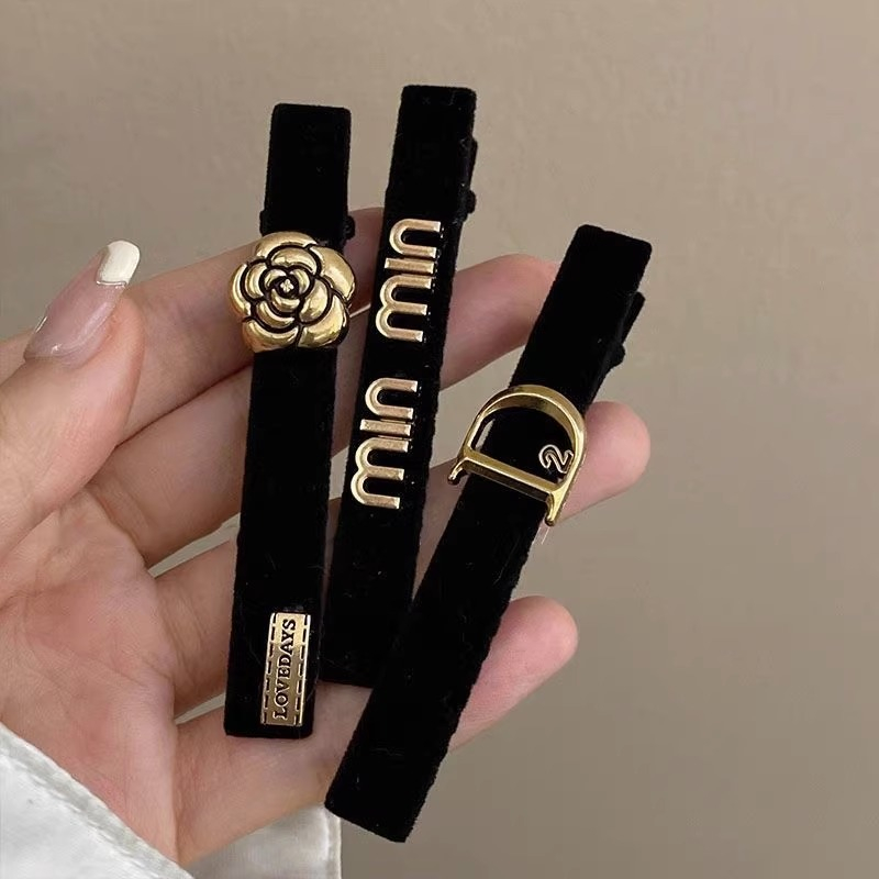 Set 3 Kẹp Bấm Mái Icon Dễ Thương Loại To Jussy Official Kiểu Kẹp Tóc Mái Màu Đen Sang Chảnh Hot Trend