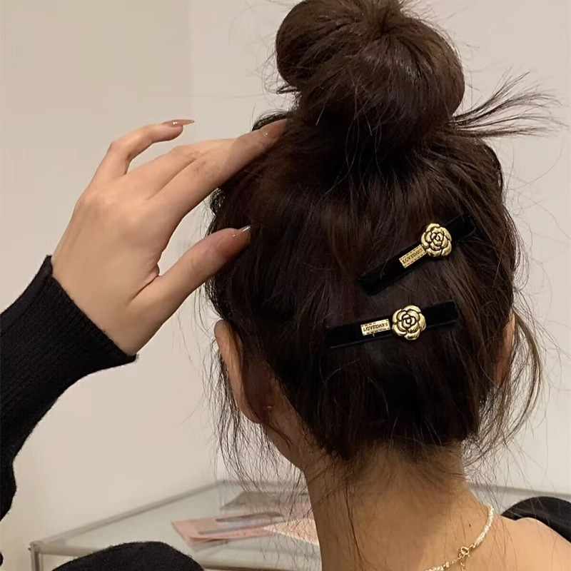 Set 3 Kẹp Bấm Mái Icon Dễ Thương Loại To Jussy Official Kiểu Kẹp Tóc Mái Màu Đen Sang Chảnh Hot Trend