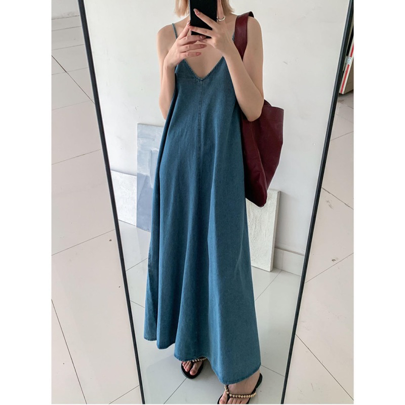 Set áo trắng +váy dây denim