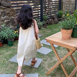 đầm sát nách chất kate lụa