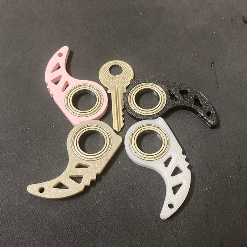 Keyrambit móc treo chìa khoá ,luyện  dẻo ngón tay