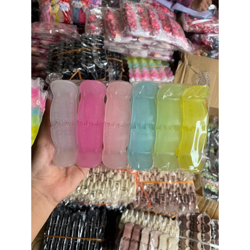 Vỉ 12 Kẹp Càng Cua Màu Pastel Đầu Tròn 5 Răng 3 răng Nhựa Dẻo Không Gãy