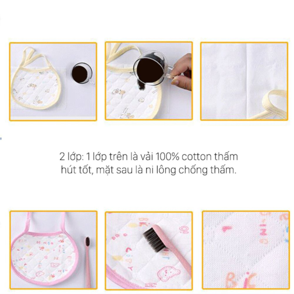 Yếm cho bé được làm từ bông tự nhiên, tròn có dây buộc dày dặn thấm hút tốt, mặt dưới chống thấm