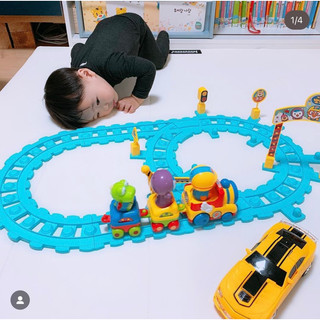 BỘ ĐỒ CHƠI XE LỬA PORORO CHO BÉ HÀN QUỐC
