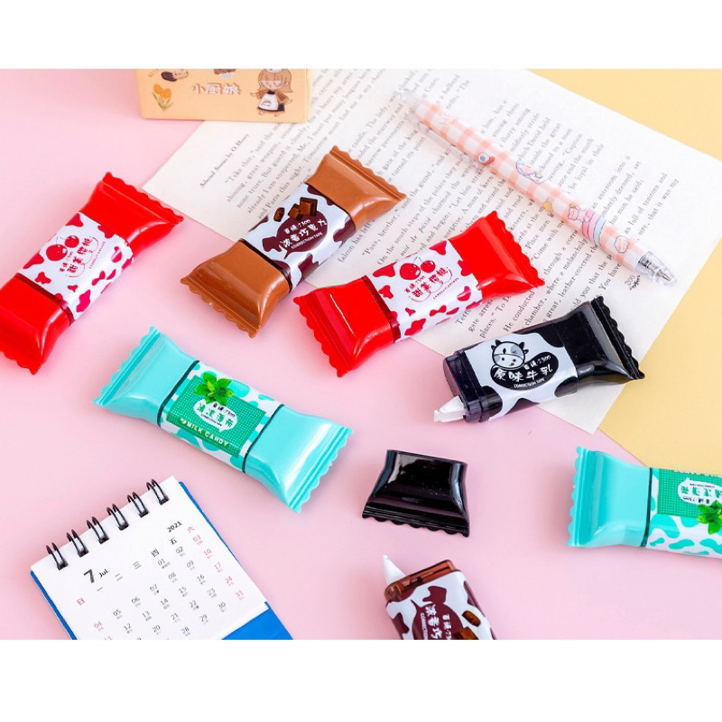 Bút Xoá Kéo Hình Viên Kẹo Bò Sữa Xinh Xắn 3,5M