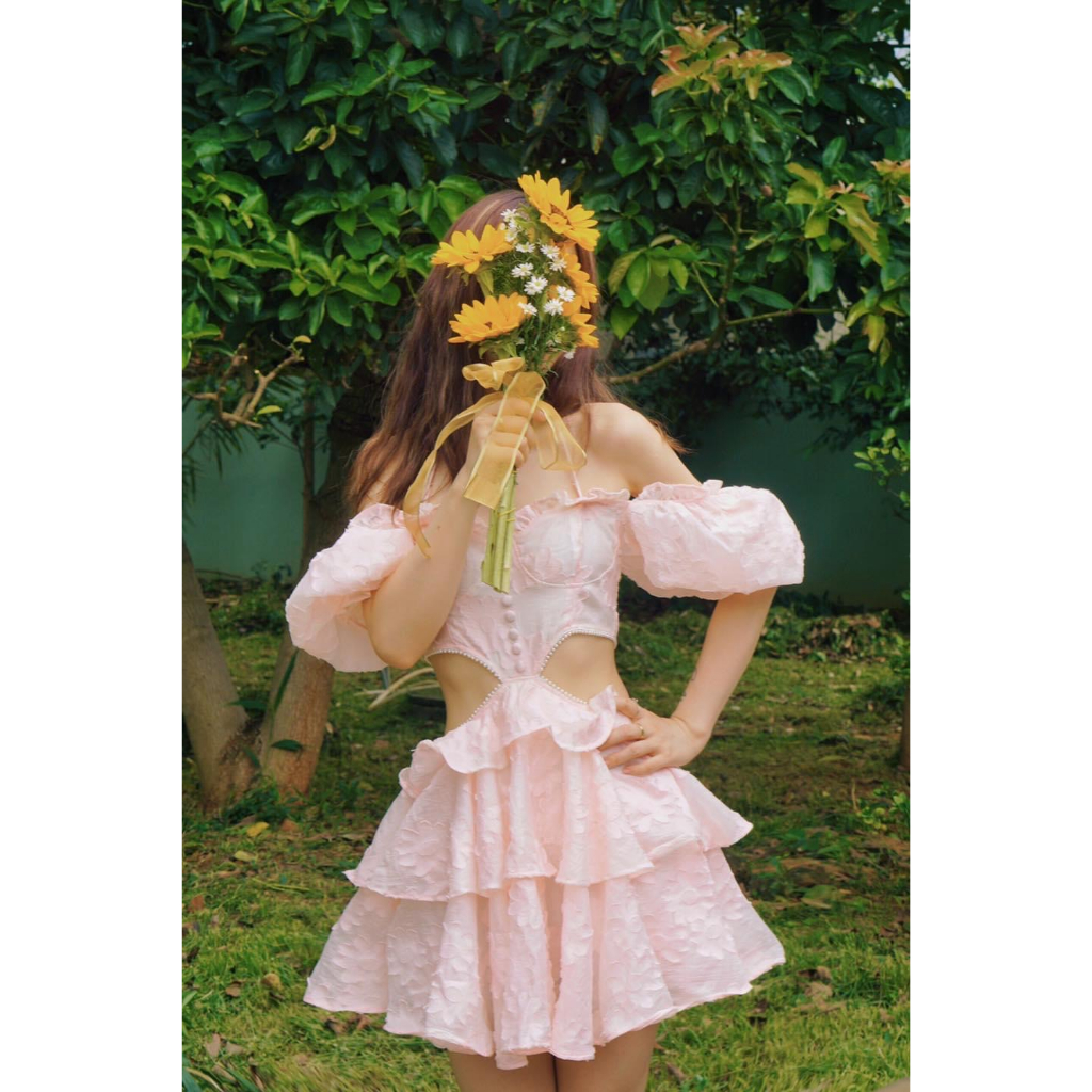 THANH LÝ  - Váy hồng cắt eo brand Hoachoem - S