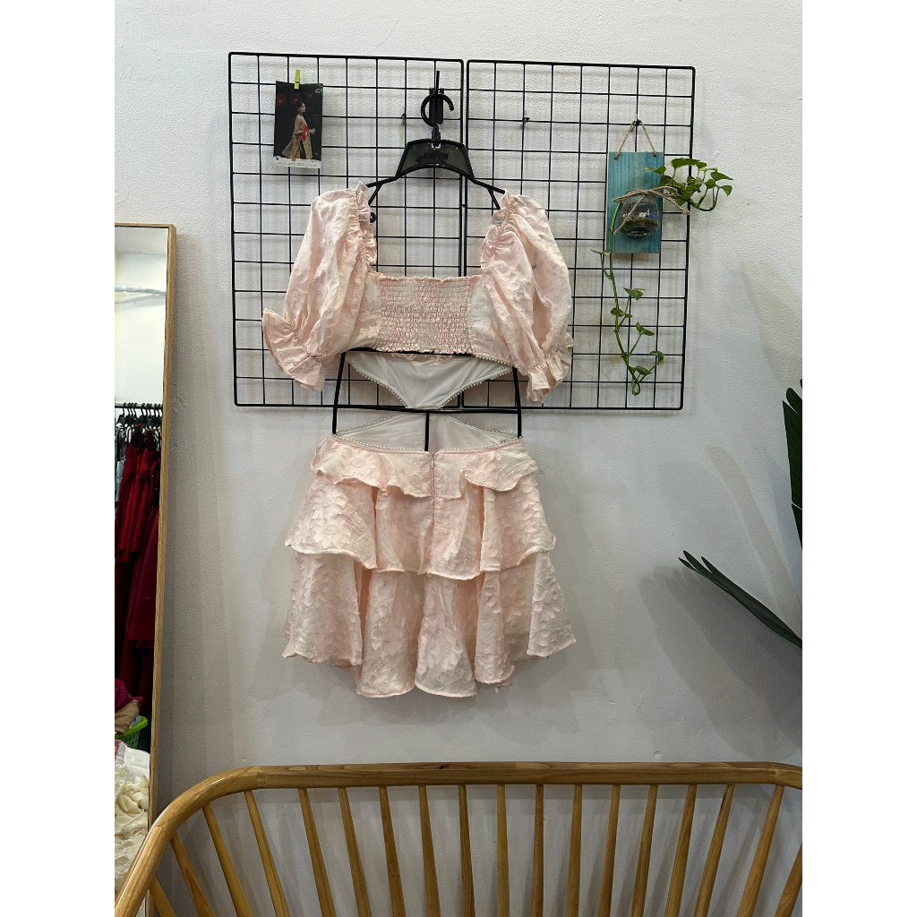 THANH LÝ  - Váy hồng cắt eo brand Hoachoem - S