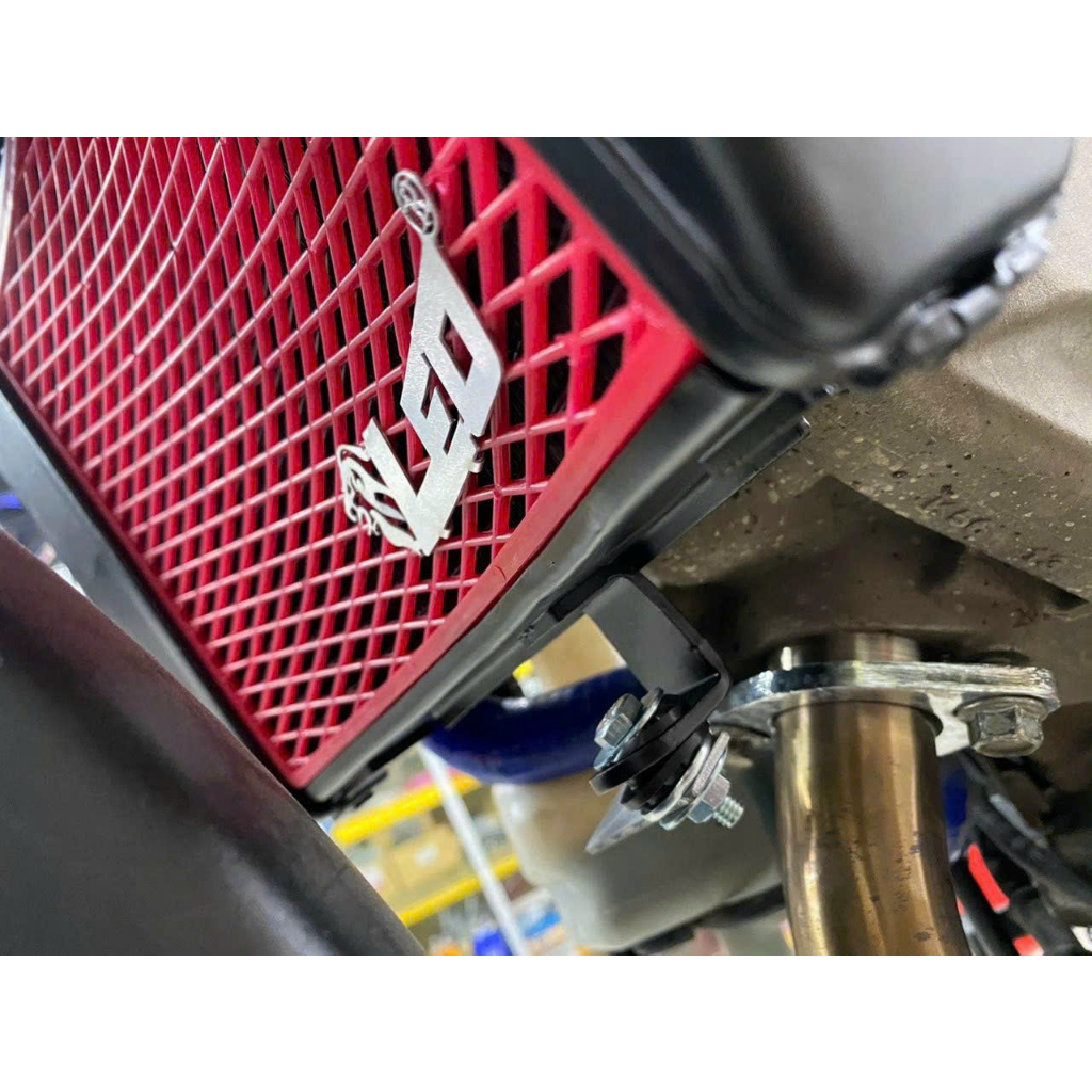 Két nước độ cong làm mát lớn 2 quạt LEO Racing Malaysia