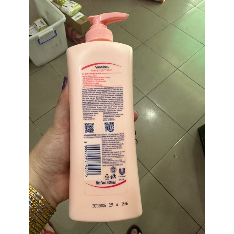 Dưỡng thể VASELINE HEALTHY EVEN TONE 400ml