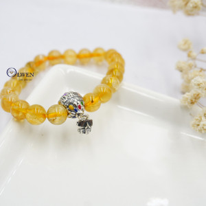 Vòng tay đá phong thuỷ thạch anh tóc vàng đính charm