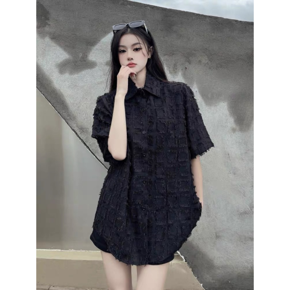 Áo sơ mi đen HAVADW tay lỡ ô vuông tua rua ASM194