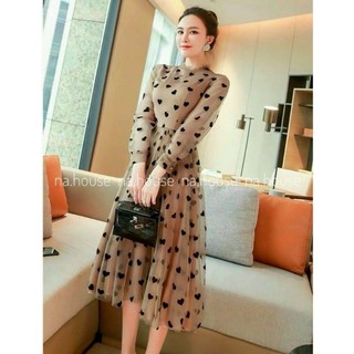 Đầm nữ thời trang chất vải lưới hình trái tim tay áo dài chân váy xòe,