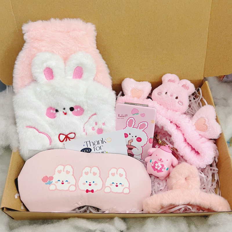 Bộ quà tặng cho bạn gái có túi chườm nóng lạnh đóng hộp quà dễ thương