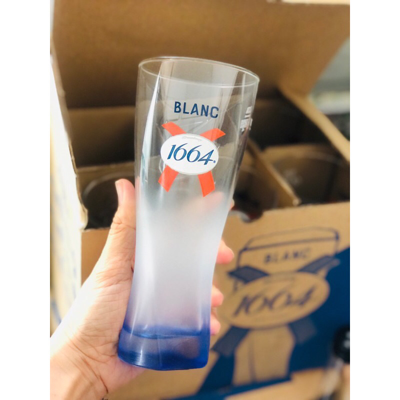 Ly thuỷ tinh uống bia hiệu bia Blanc 1664 siêu đẹp