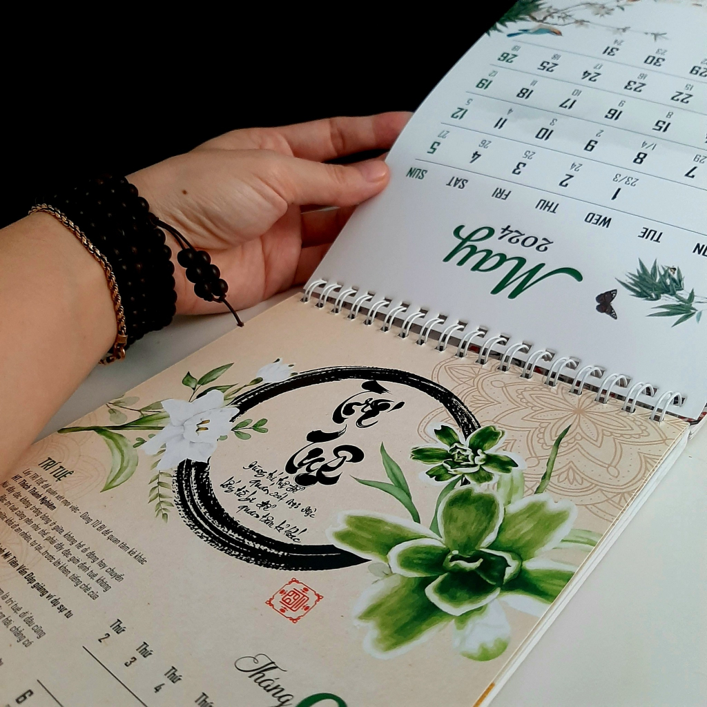 Lịch để bàn thư pháp TÂM AN - Giáp Thìn 2024 | 70 câu nói Phật Pháp | Tặng túi đựng trang nhã