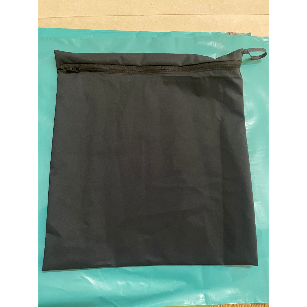 Tuí đựng áo mưa chống nước