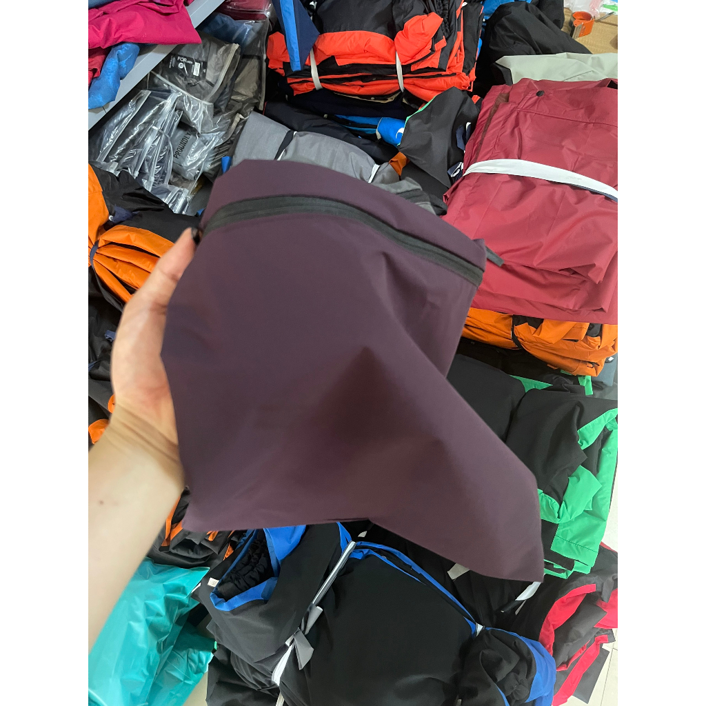 Tuí đựng áo mưa chống nước