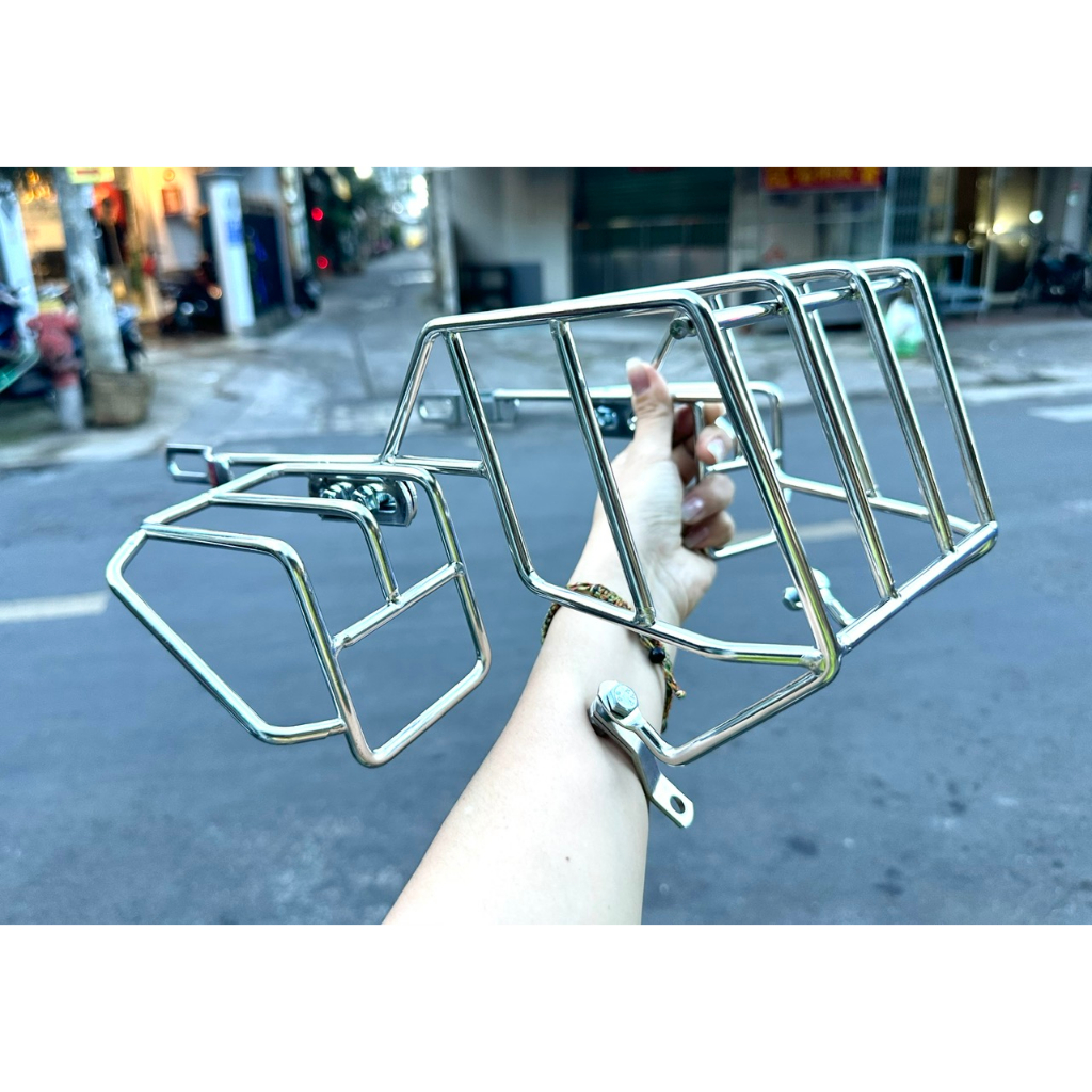 BẢO VỆ ĐÈN HẬU XE CUB 81 INOX