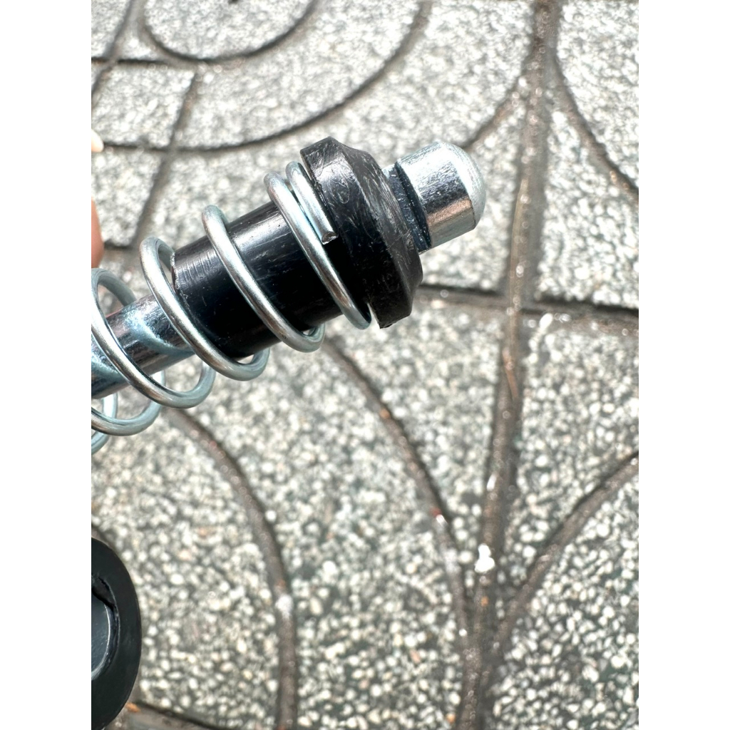 CHỐT GÀI KHOÁ YÊN SAU XE DREAM