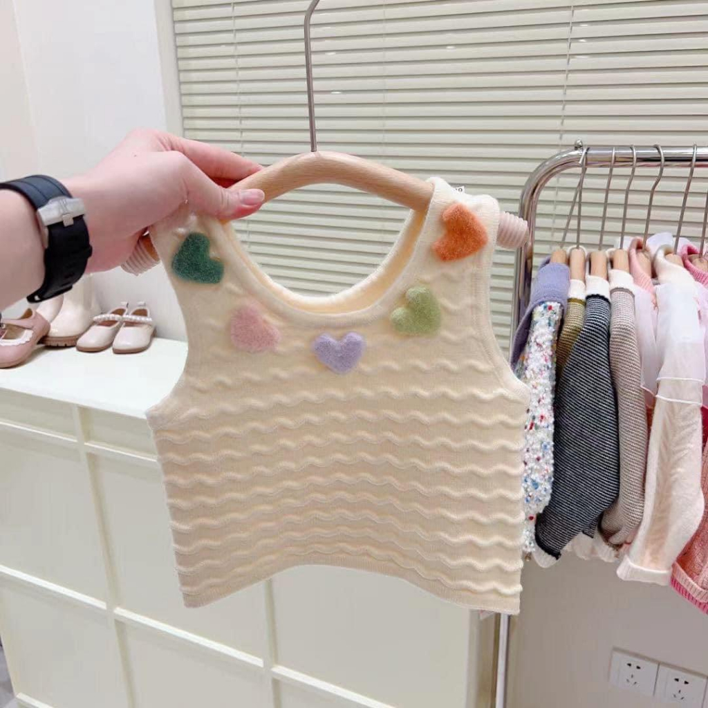 B0010- ÁO LEN GILE BÉ GÁI